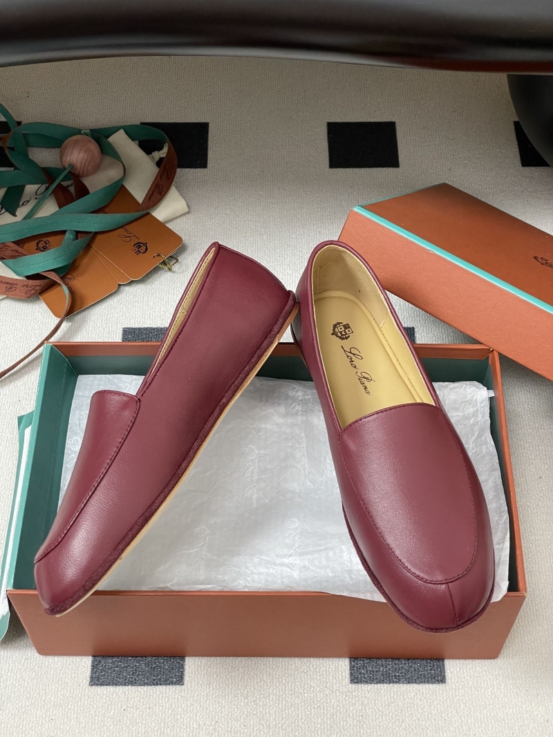 L0r0 P1ana loafers